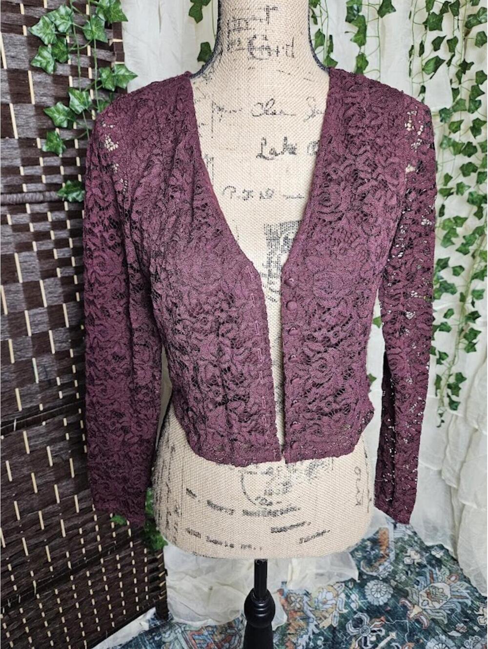 Abercrombie & Fitch Lace Crop Top Burgundy Long Sleeve Button Front Small
